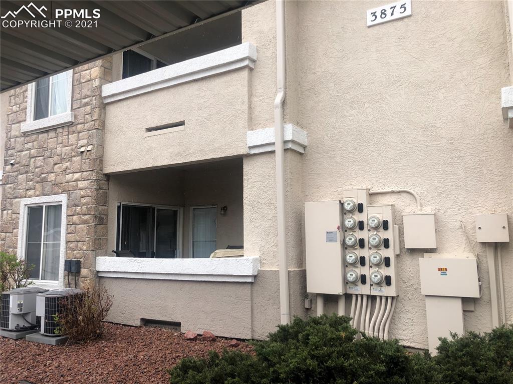 3875 Strawberry Field Grove, Unit B Colorado Springs, CO 80906 - Photo 7 of 24