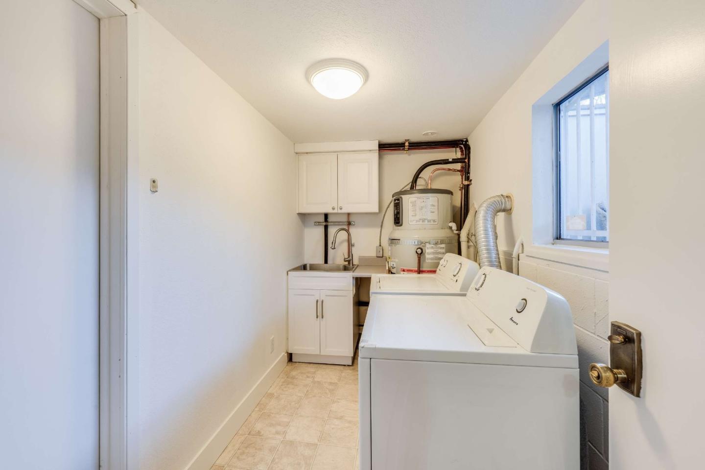 159 Centre Street Mountain View, CA 94041 - Photo 29 of 43