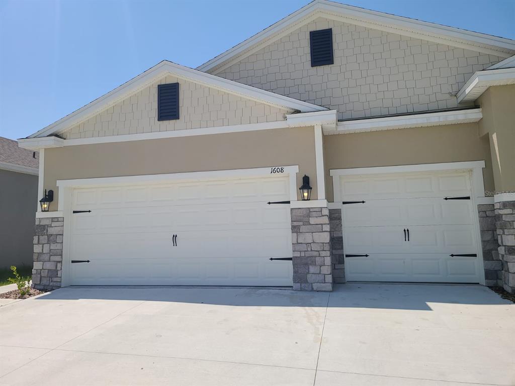 1608 Barberry Drive Kissimmee, FL 34744 - Photo 3 of 85