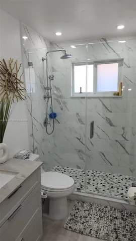 $2,700 | 3447 Southwest 23rd Street, Unit 3447, Miami, FL 33145