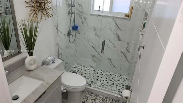 $2,700 | 3447 Southwest 23rd Street, Unit 3447, Miami, FL 33145