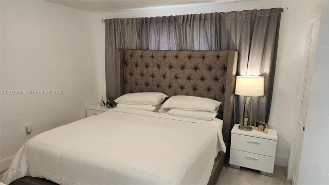 $2,700 | 3447 Southwest 23rd Street, Unit 3447, Miami, FL 33145