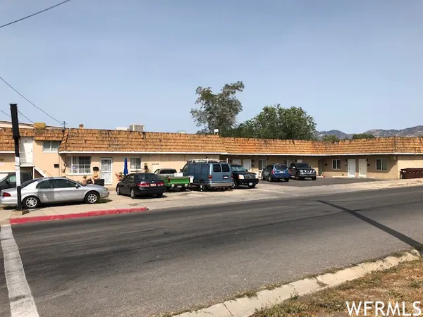 $900,000 | 365 East Vine Street, Tooele, UT 84074
