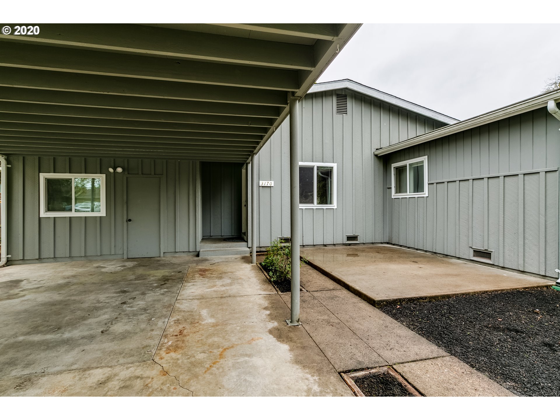 3170 Oriole Street Springfield, OR 97477 - Photo 4 of 32