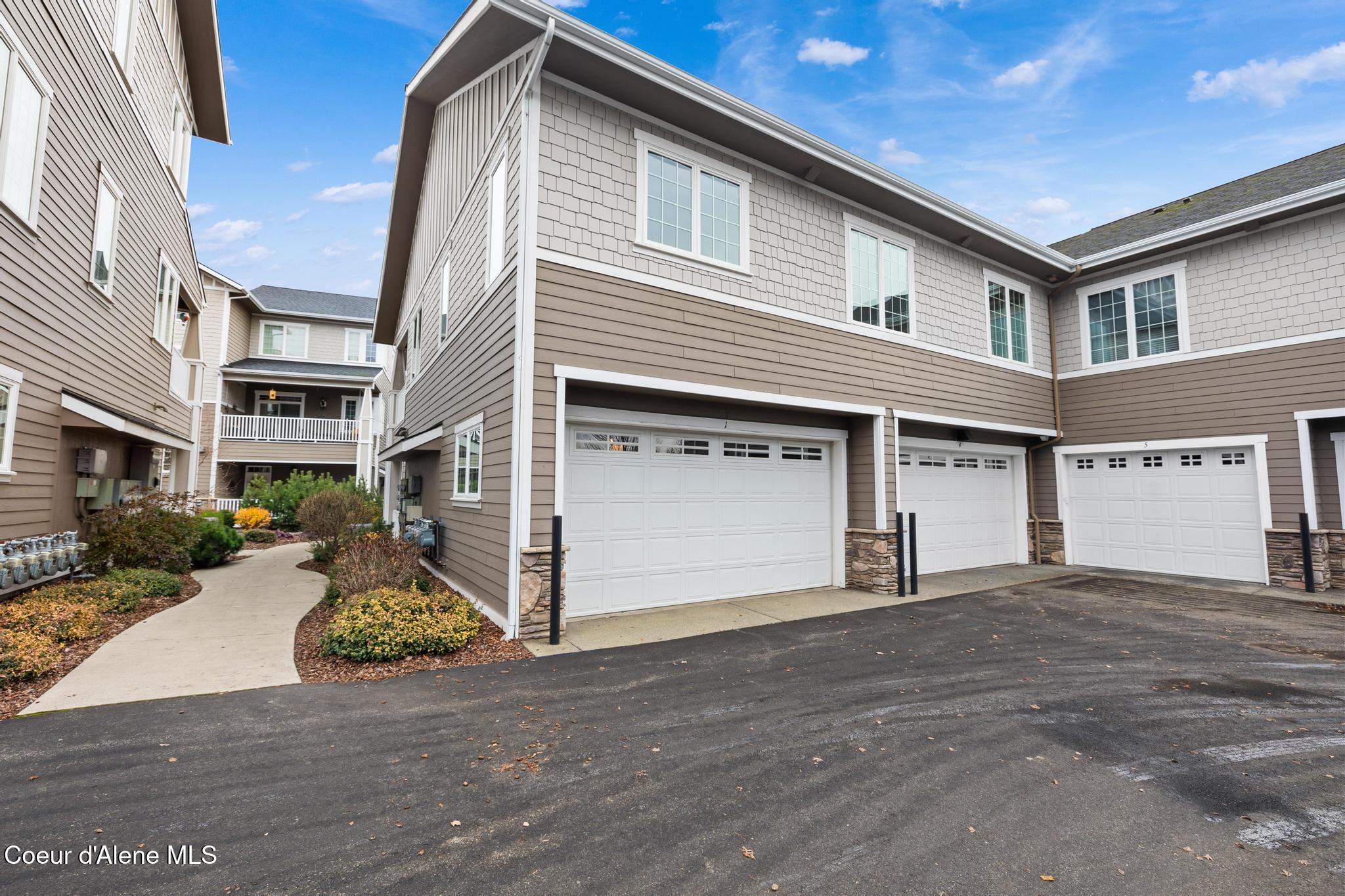 4580 Greenchain Loop, Unit 1 Coeur D'Alene, ID 83814 - Photo 35 of 43 2 Car Garage