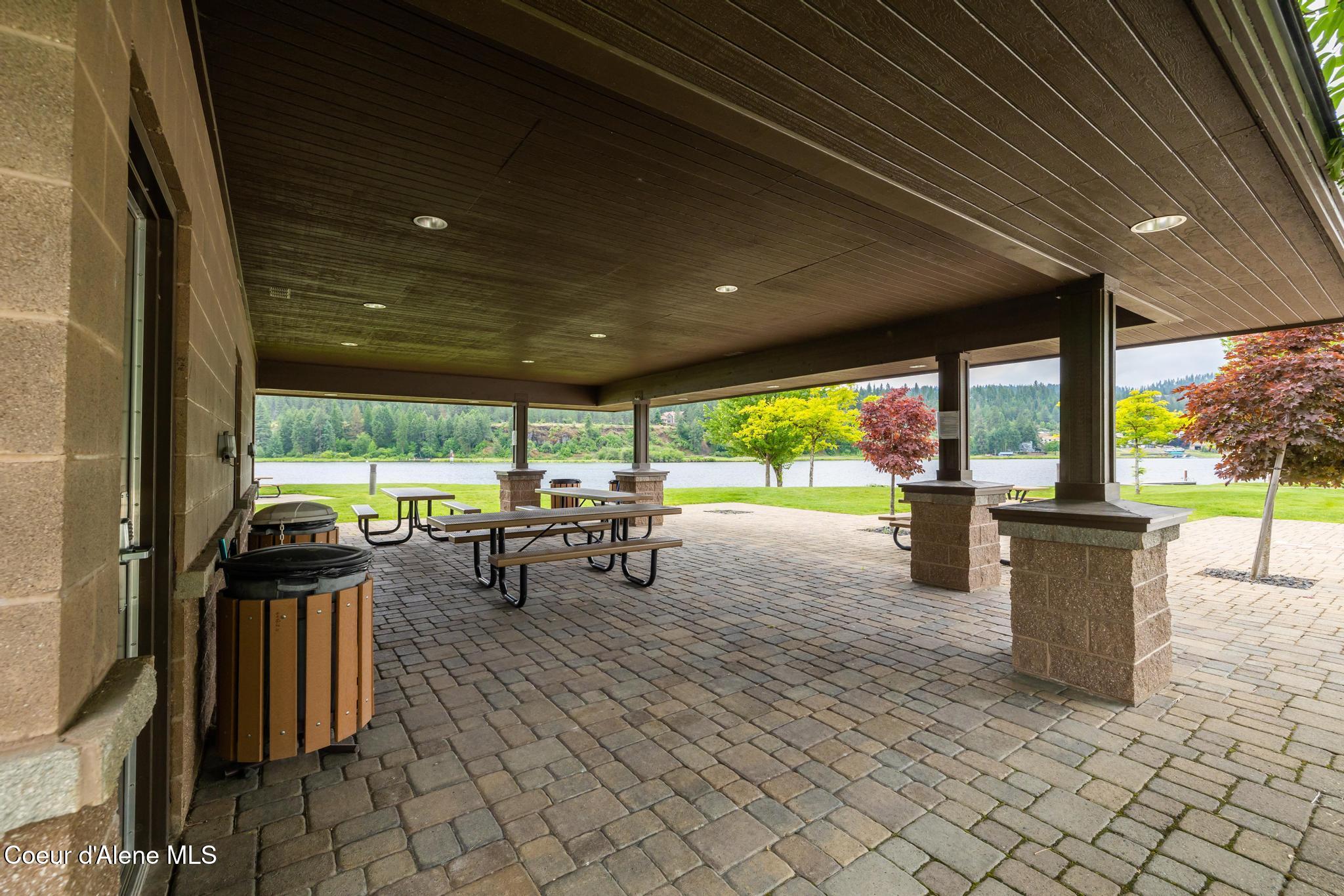 4580 Greenchain Loop, Unit 1 Coeur D'Alene, ID 83814 - Photo 40 of 43 Private Covered Beach