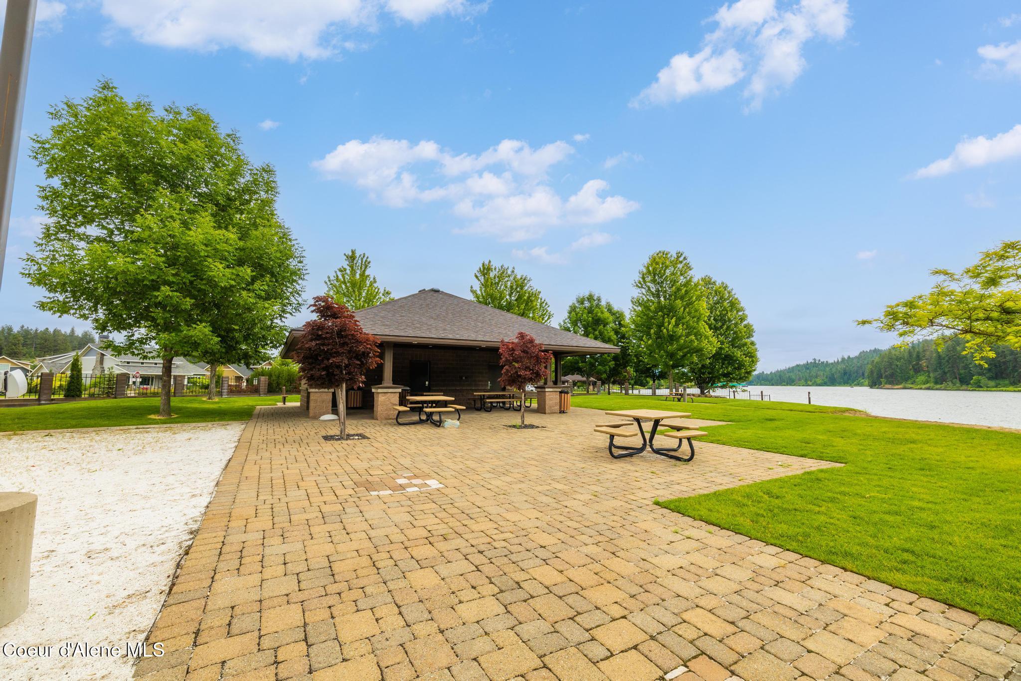 4580 Greenchain Loop, Unit 1 Coeur D'Alene, ID 83814 - Photo 41 of 43 Private Beach Access