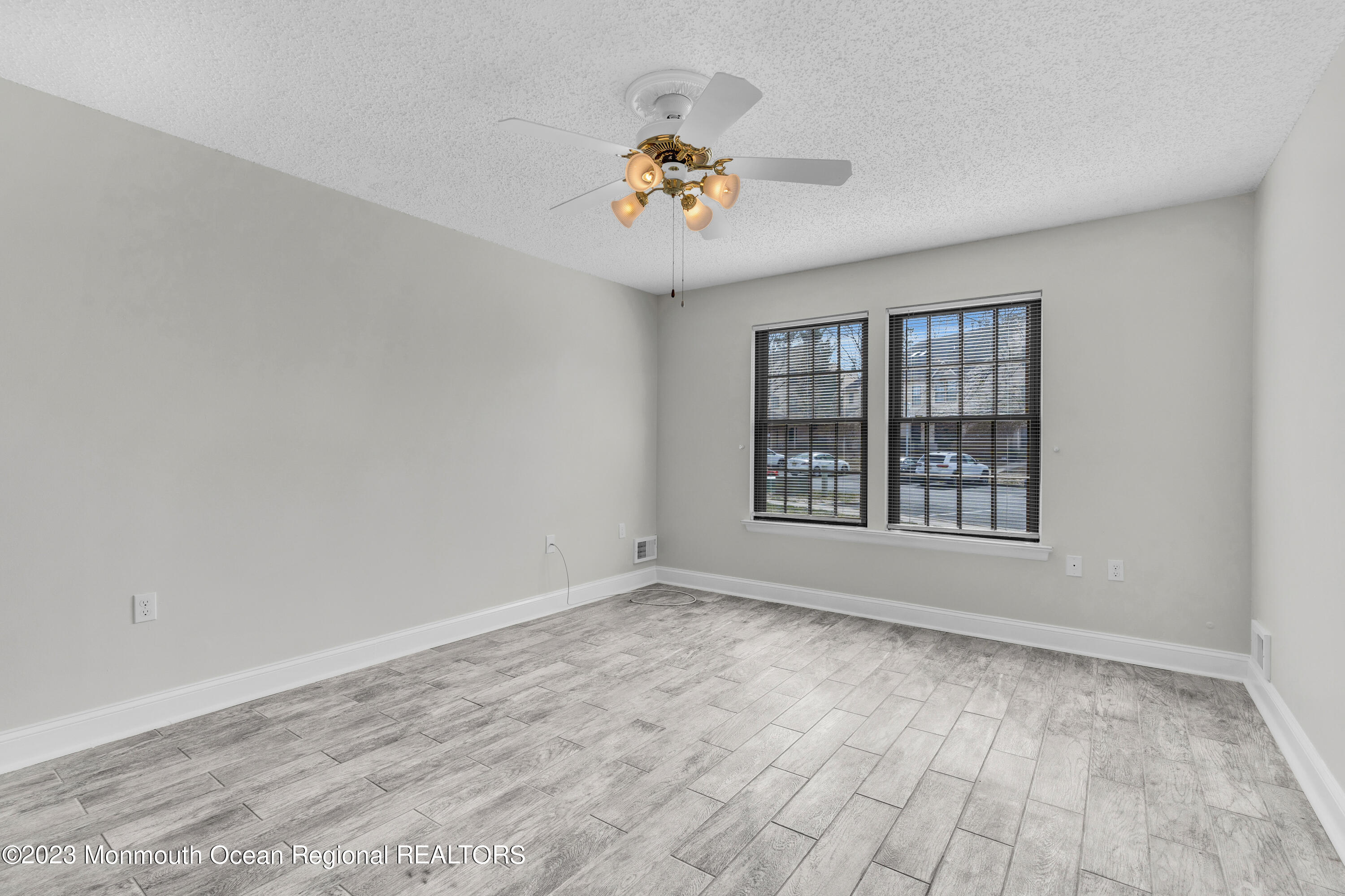 202 Violet Lane Jackson, NJ 08527 - Photo 23 of 35 022_dsc05297