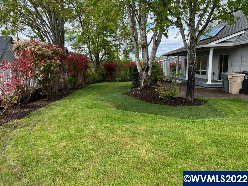 1534 Northwest North Ranch Drive Albany, OR 97321 - Photo 2 of 8 Gallery Image 2