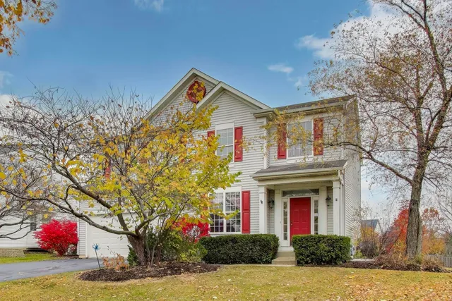 $429,900 | 697 Providence Lane, Lindenhurst, IL 60046