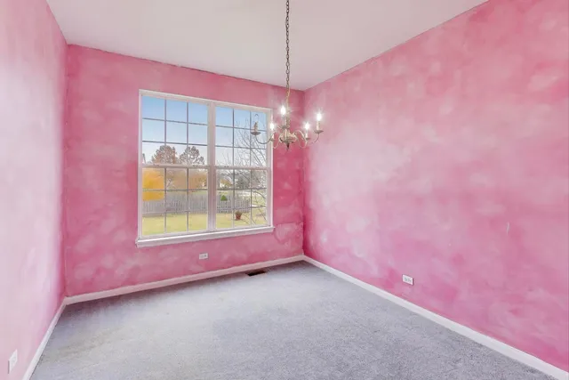 $429,900 | 697 Providence Lane, Lindenhurst, IL 60046