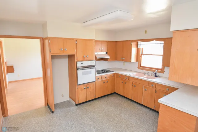 $220,000 | 807 Pleasant Drive, Ada, MN 56510