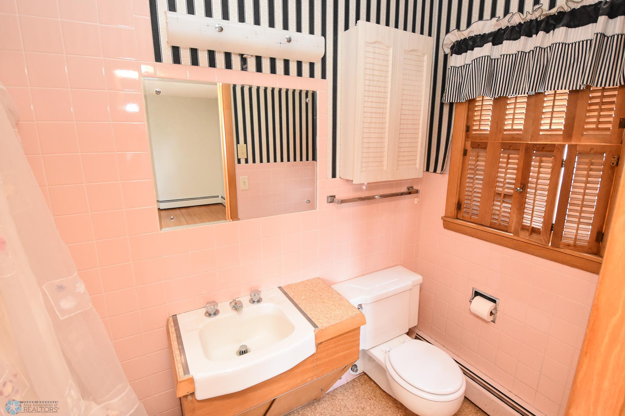 807 Pleasant Drive Ada, MN 56510 - Photo 24 of 46