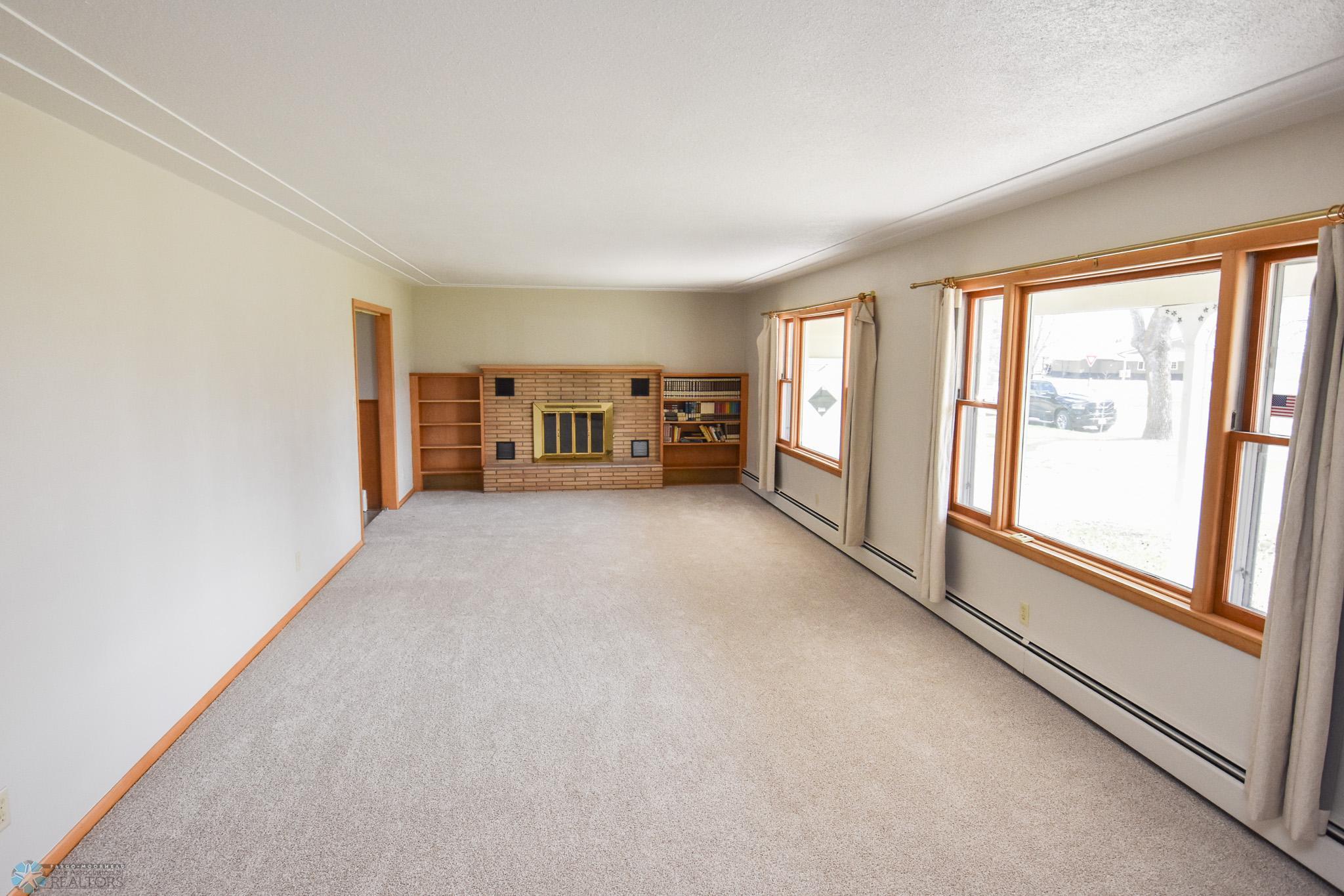 807 Pleasant Drive Ada, MN 56510 - Photo 6 of 46