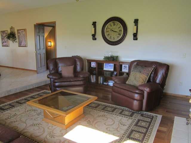 4938 Hall Road Centerburg, OH 43011 - Photo 9 of 25 Gallery Image 9