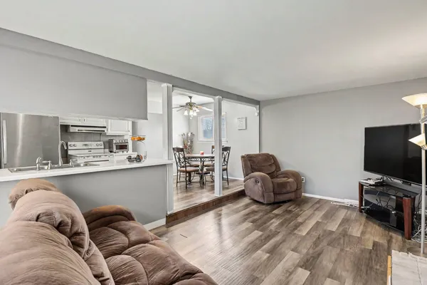 $265,000 | 111 Central Court, Garden City, MI 48135