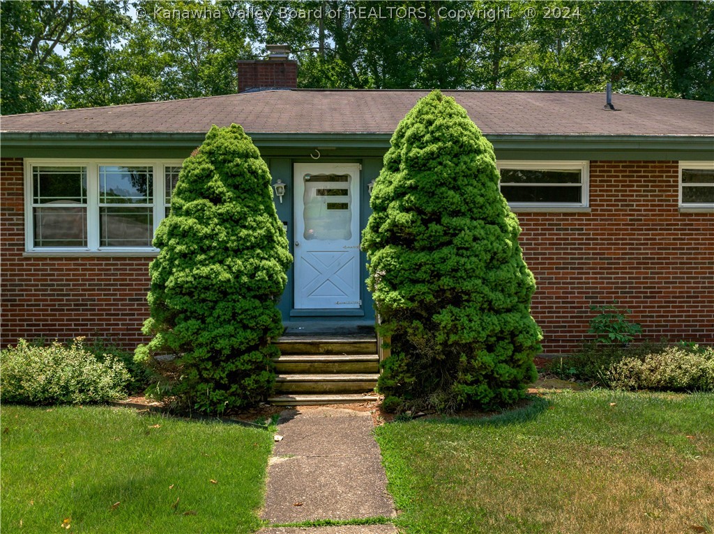 1808 Huber Road Charleston, WV 25314 - Photo 3 of 36 Gallery Image 3