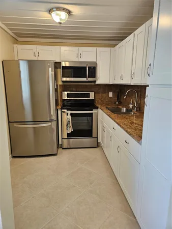 $1,500 | 300 Northeast 26th Avenue, Boynton Beach, FL 33435