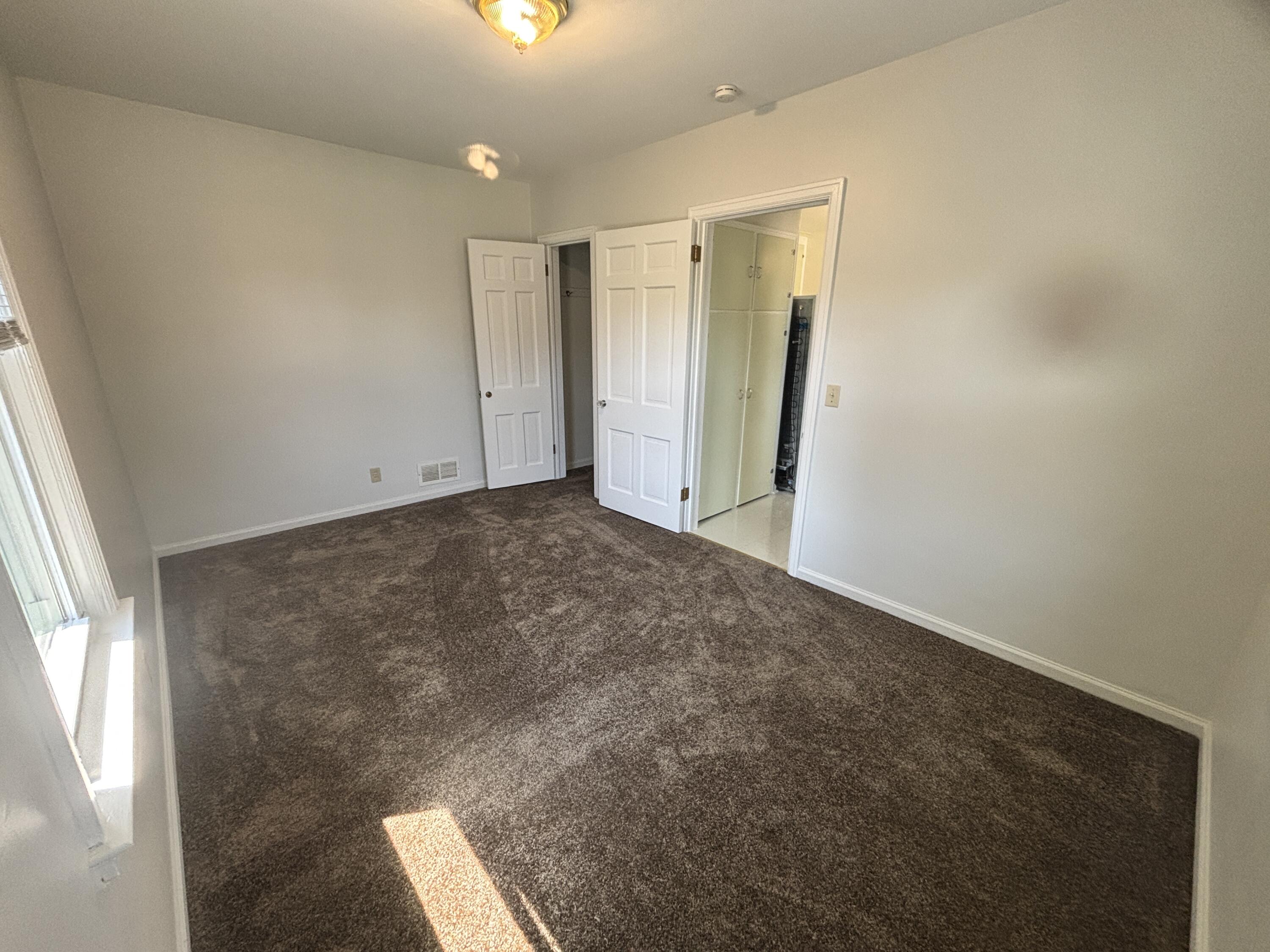 142 North Riverview Drive, Unit 4 Kalamazoo, MI 49004 - Photo 13 of 13 IMG_3132