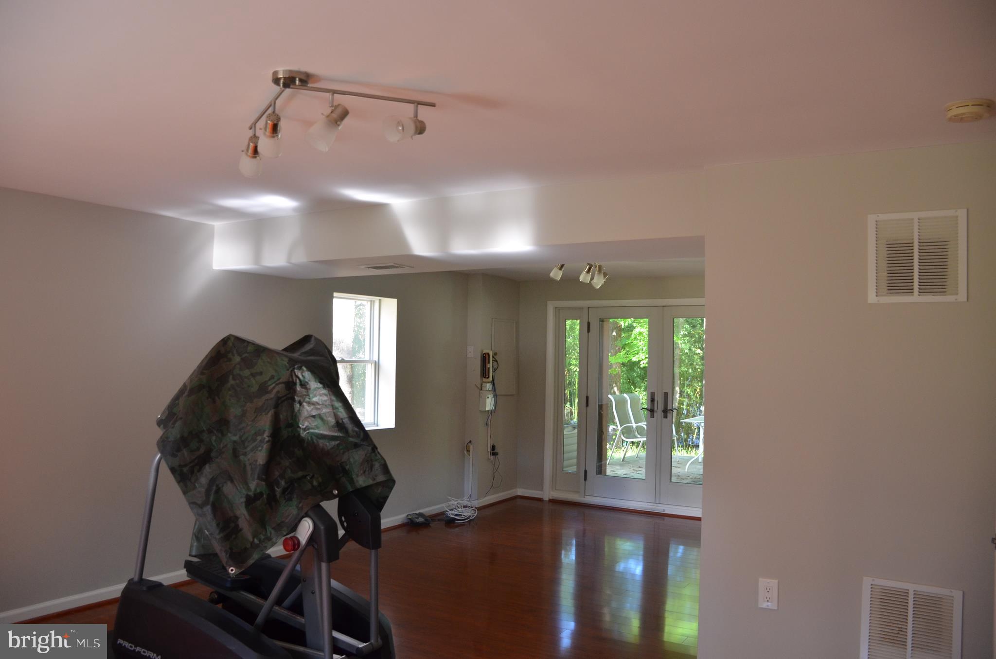 11568 Shadbush Court Reston, VA 20191 - Photo 33 of 64