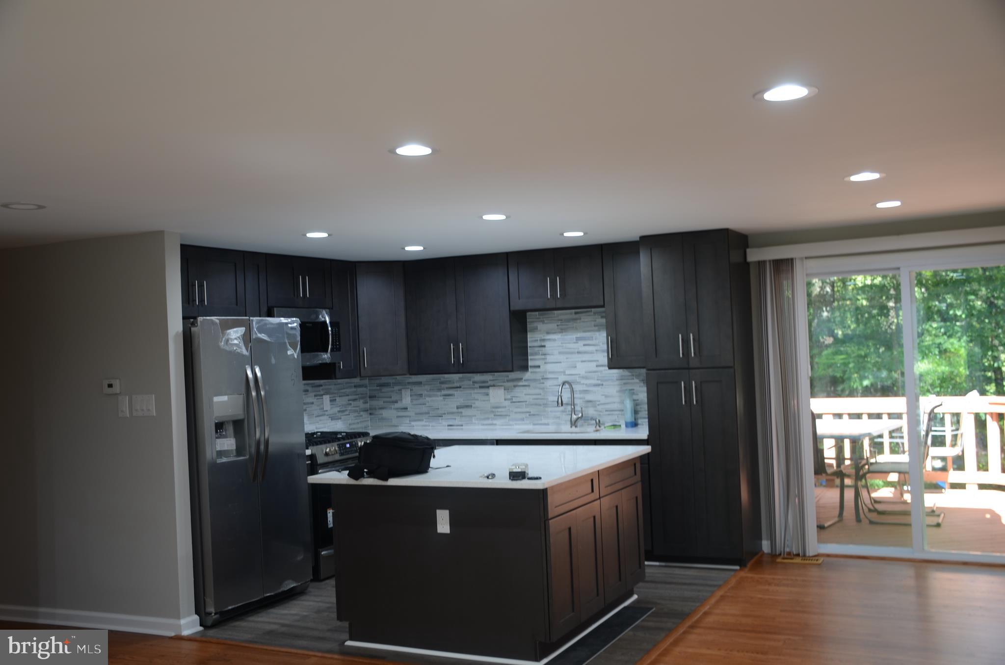 11568 Shadbush Court Reston, VA 20191 - Photo 5 of 64