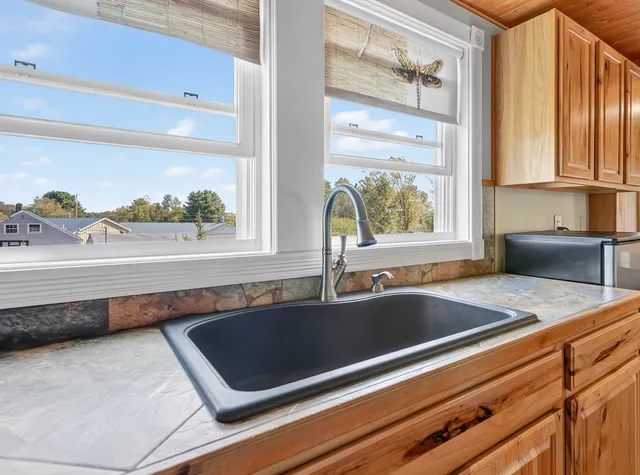 $400,000 | 197 New Portland Road, Gorham, ME 04038