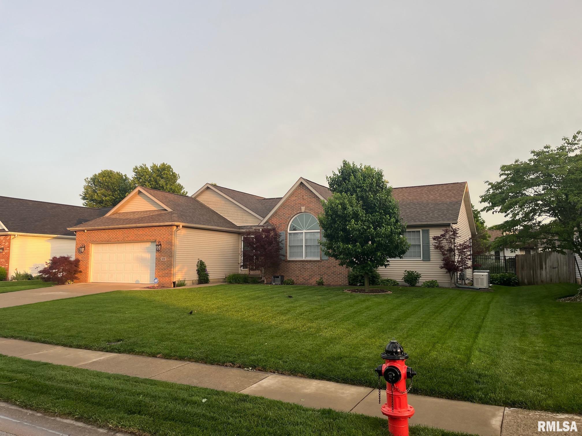 5316 Manhattan Drive Springfield, IL 62711 - Photo 2 of 6
