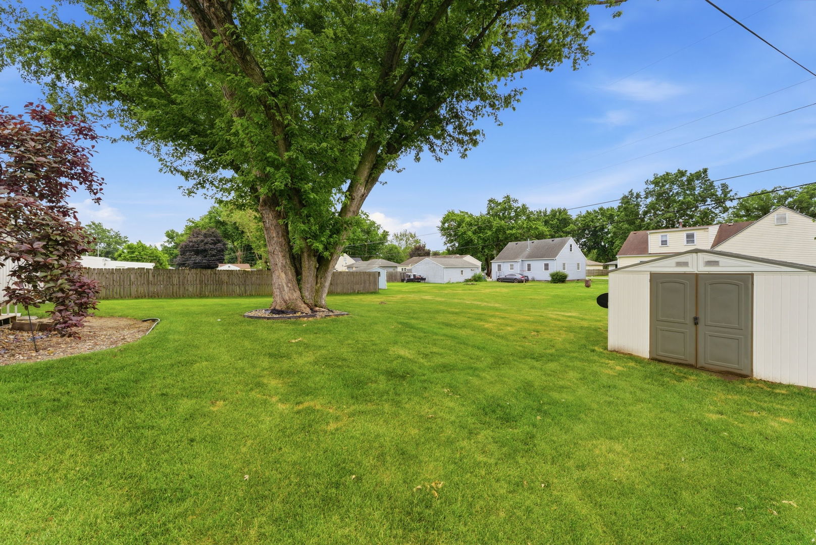 4620 50th Avenue Moline, IL 61265 - Photo 6 of 38