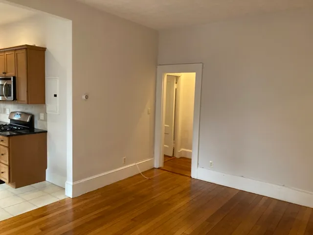 $3,500 | 15 Trowbridge Street, Unit 8, Cambridge, MA 02138