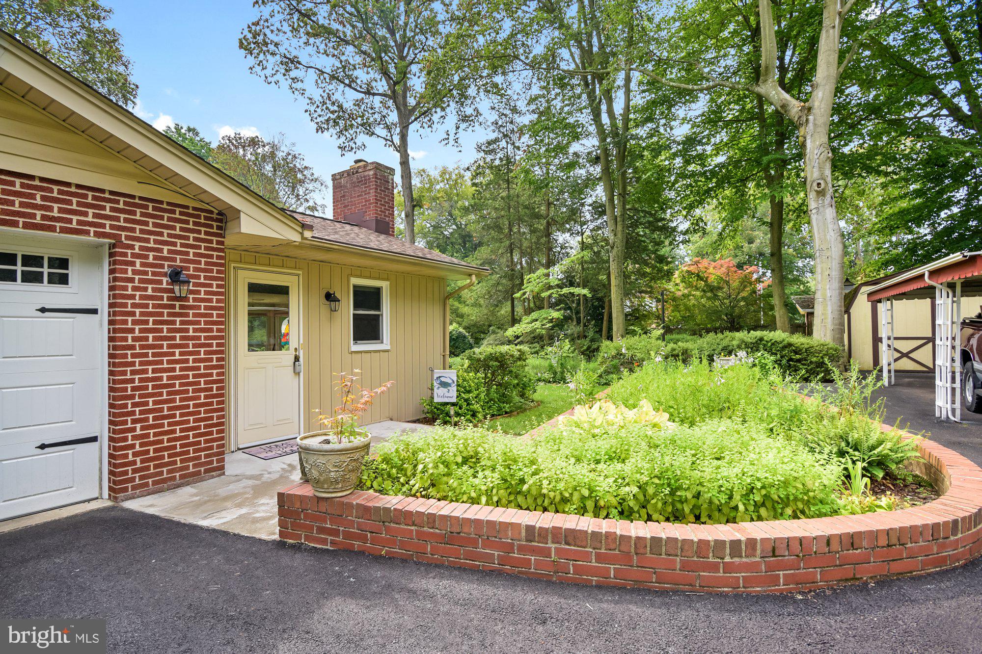 412 Merrie Lane Fallston, MD 21047 - Photo 3 of 40 Side entrance