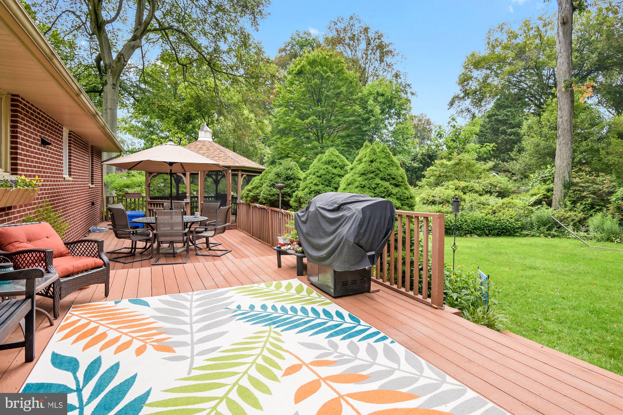 412 Merrie Lane Fallston, MD 21047 - Photo 32 of 40 Trex deck