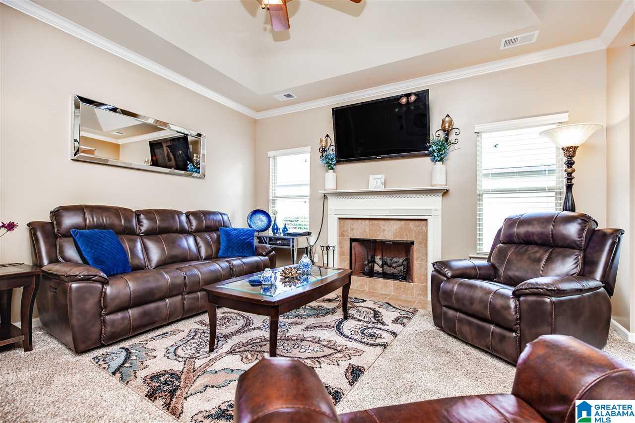 2059 Kerry Circle Calera, AL 35040 - Photo 8 of 37