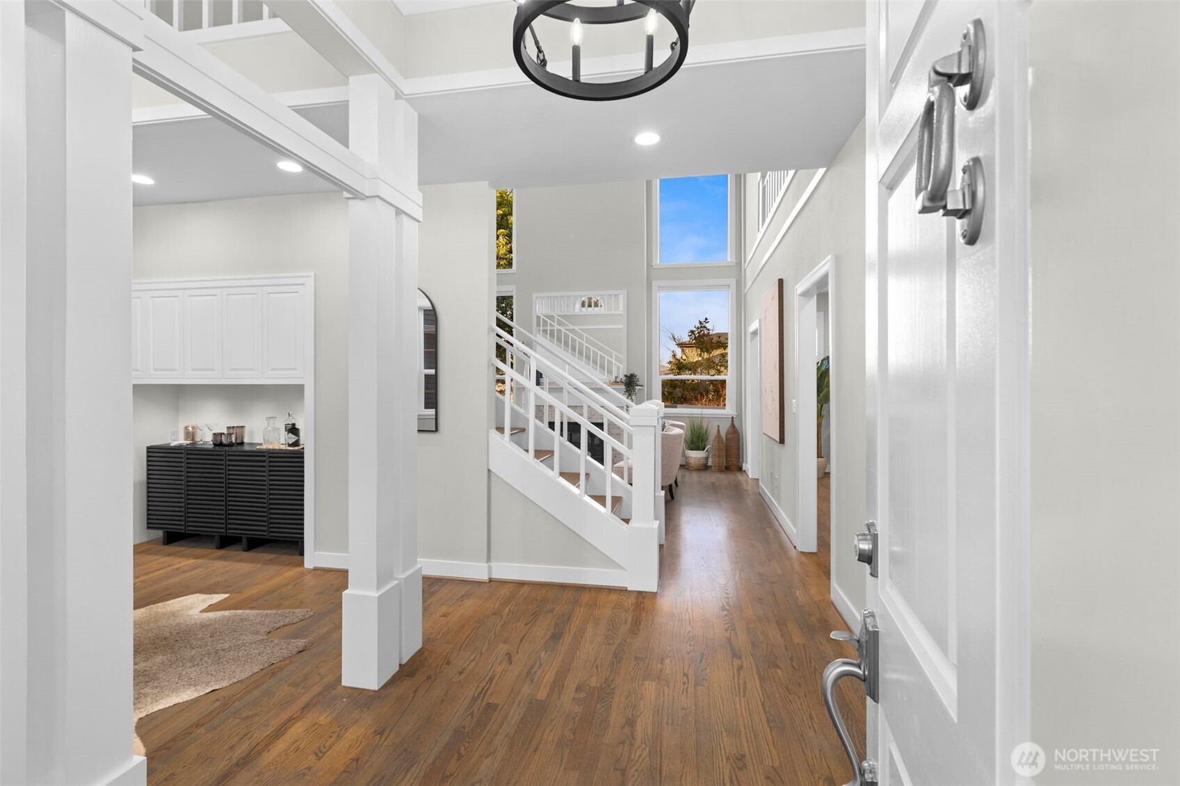 440 Southwest 185th Place Normandy Park, WA 98166 - Photo 5 of 40