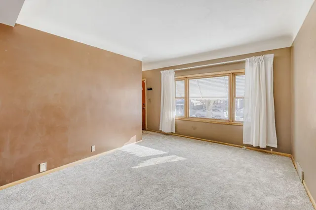 $225,000 | 101 Granite Street East, St. Paul, MN 55117