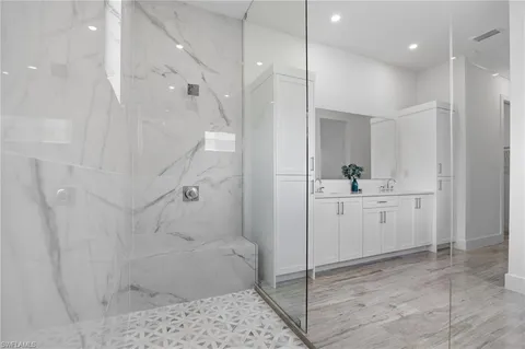 $1,595,000 | 82 Tahiti Road, Marco Island, FL 34145