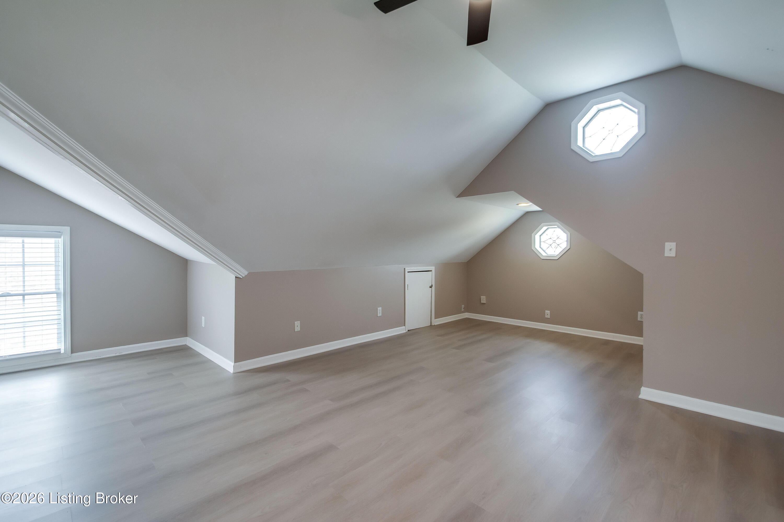 6710 Grandfield Road Louisville, KY 40258 - Photo 15 of 50 6710_Grandfield_Rd_40258_571