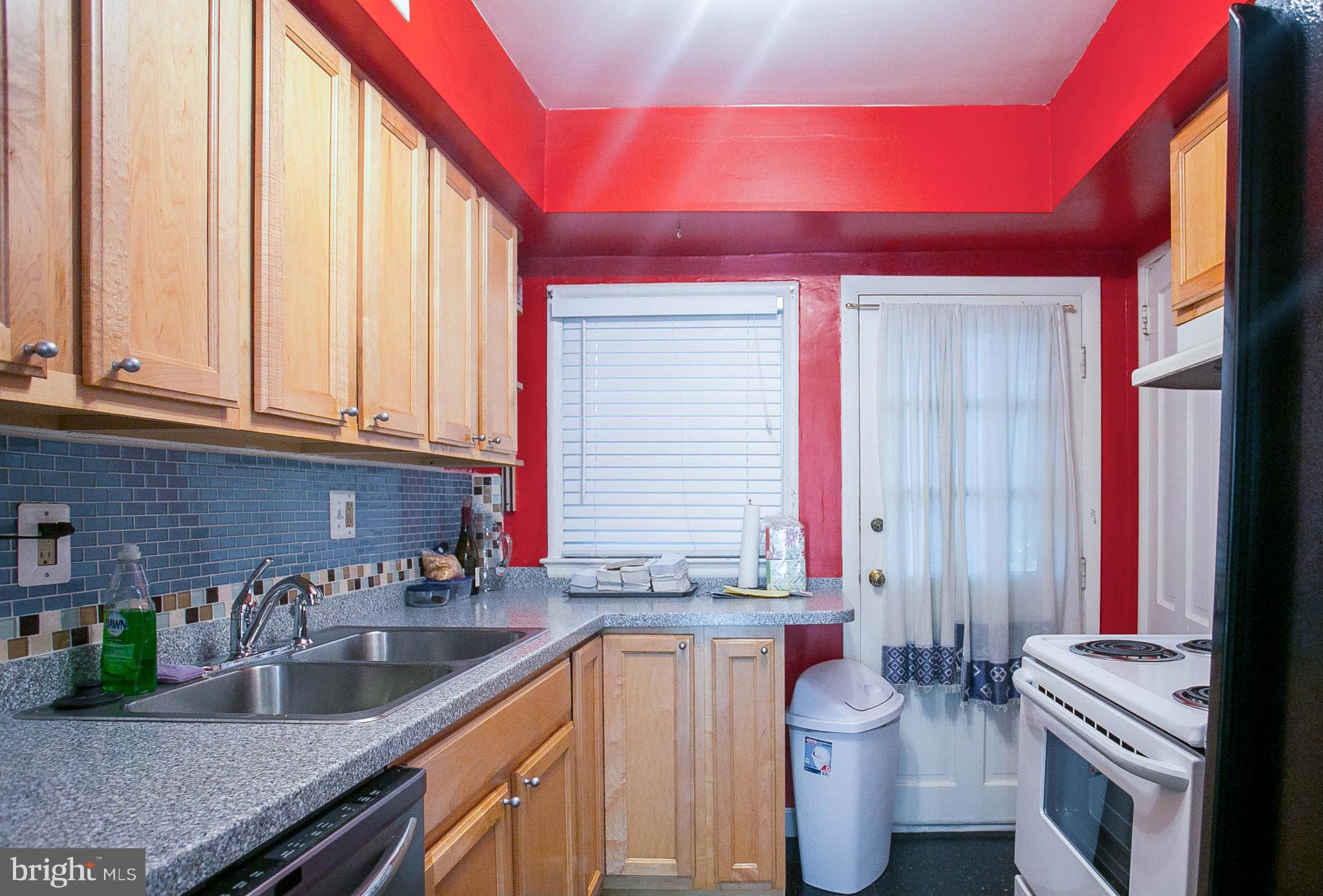 8633 Geren Road, Unit 291 Silver Spring, MD 20901 - Photo 8 of 12 Kitchen