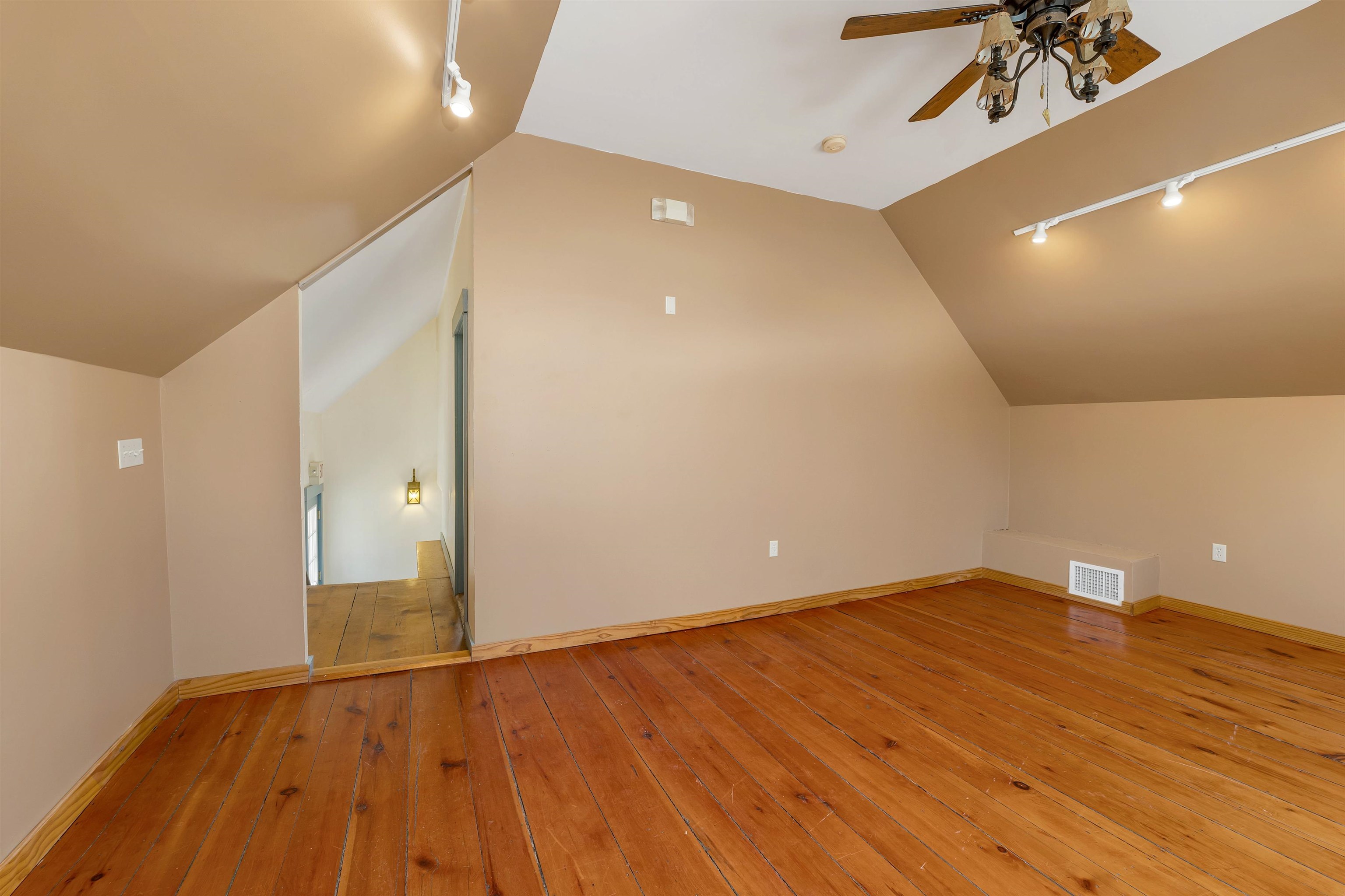 119 Main Street Alton, NH 03809 - Photo 24 of 34