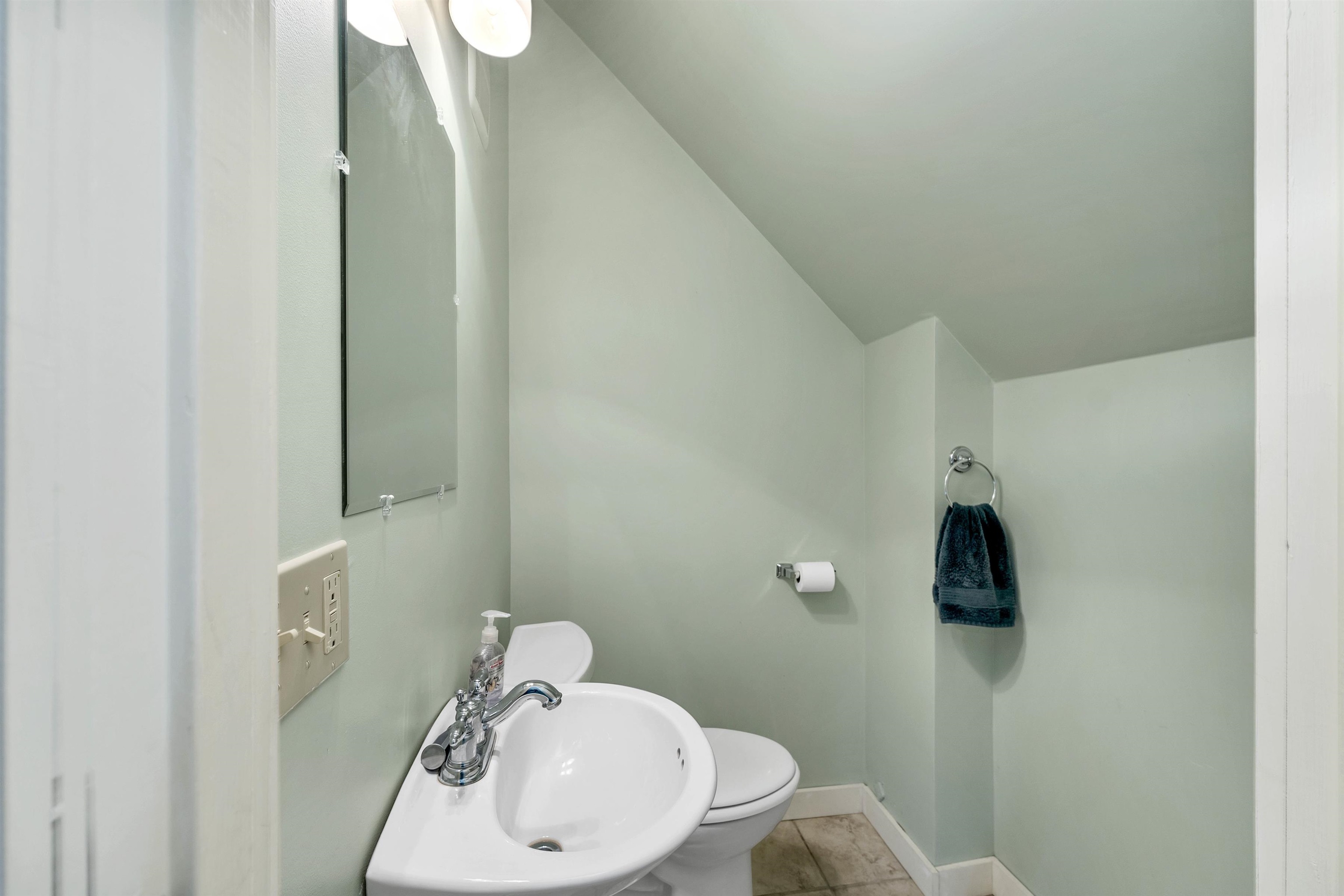 119 Main Street Alton, NH 03809 - Photo 29 of 34