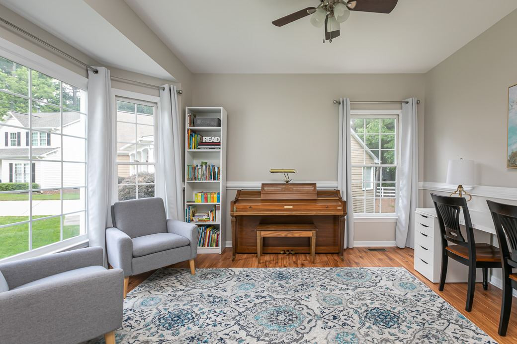 11800 Fairlie Place Raleigh, NC 27613 - Photo 5 of 22 Photo 5