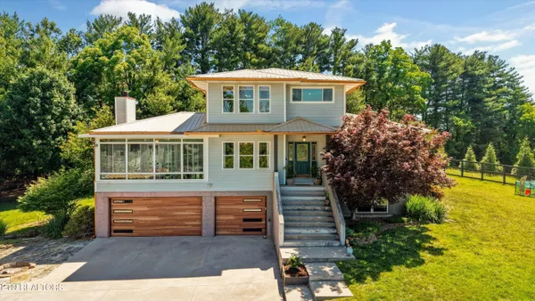 $669,999 | 7740 Tressa Circle, Powell, TN 37849