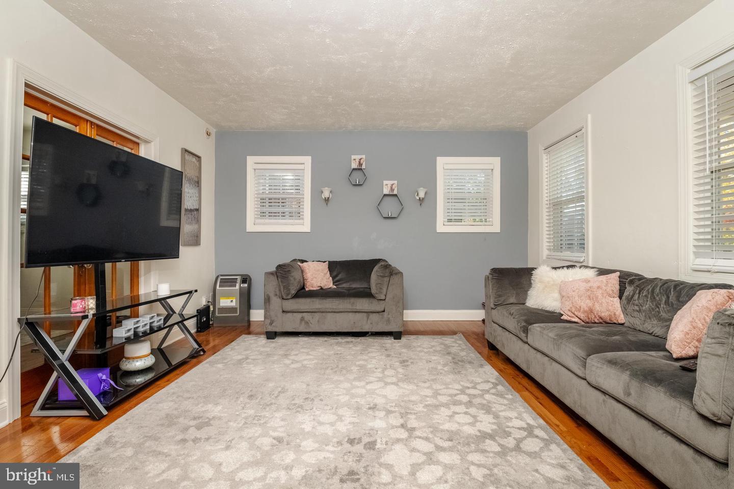4627 Harcourt Road Baltimore, MD 21214 - Photo 4 of 44 Gallery Image 4