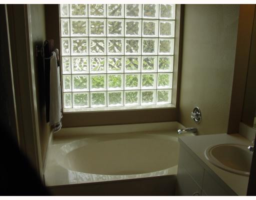 10237 Allegro Drive Boca Raton, FL 33428 - Photo 7 of 10 Master Bath/Spa