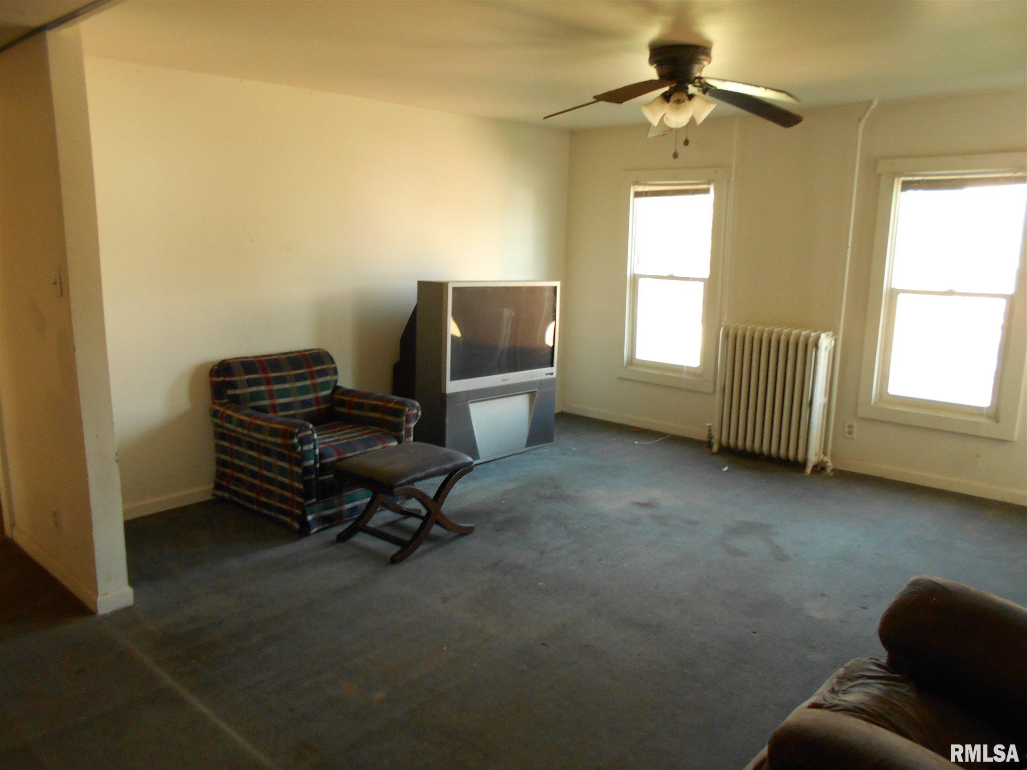 319 West Adams Road Macomb, IL 61455 - Photo 14 of 19 Gallery Image 14