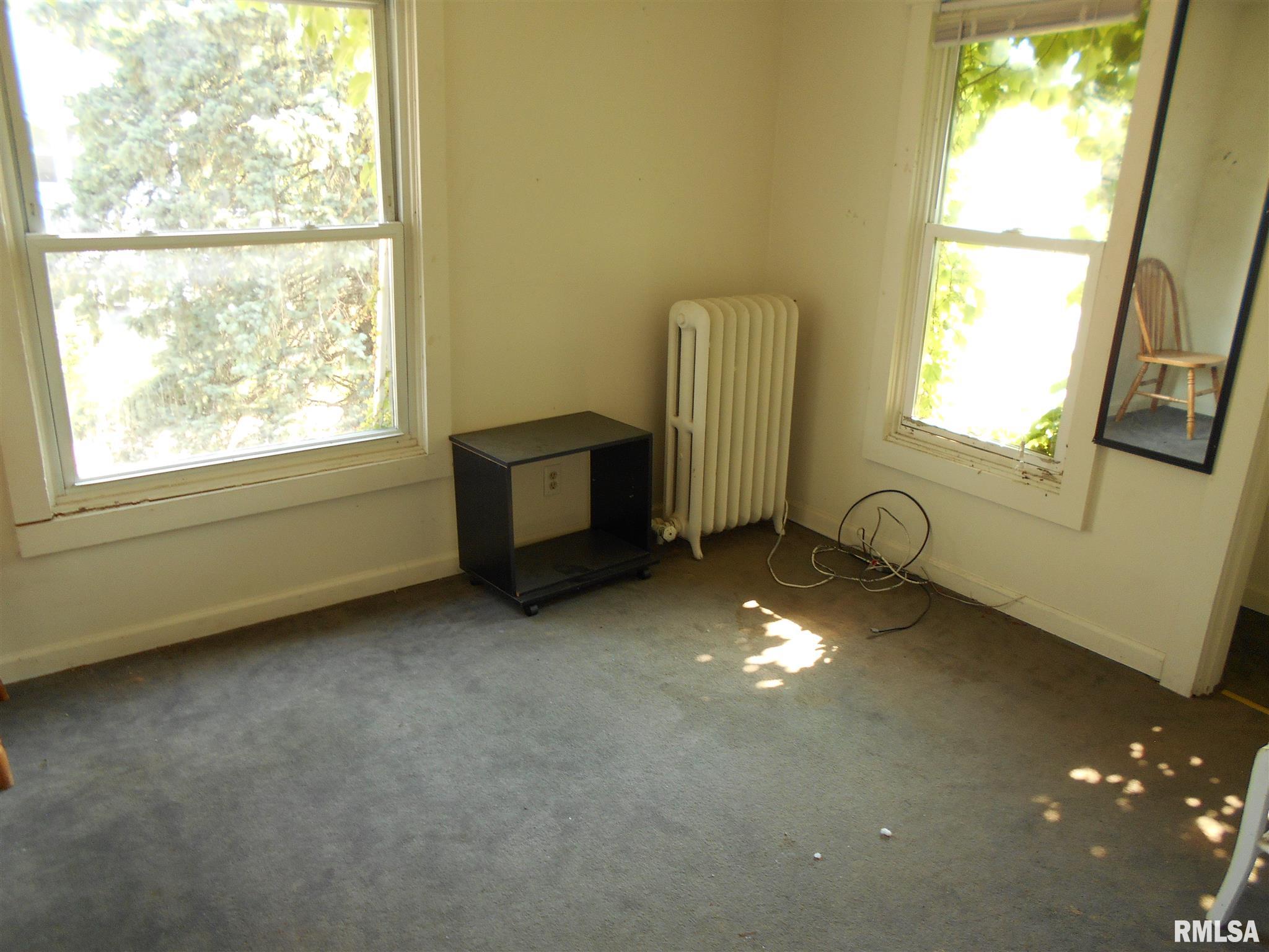 319 West Adams Road Macomb, IL 61455 - Photo 15 of 19 Gallery Image 15