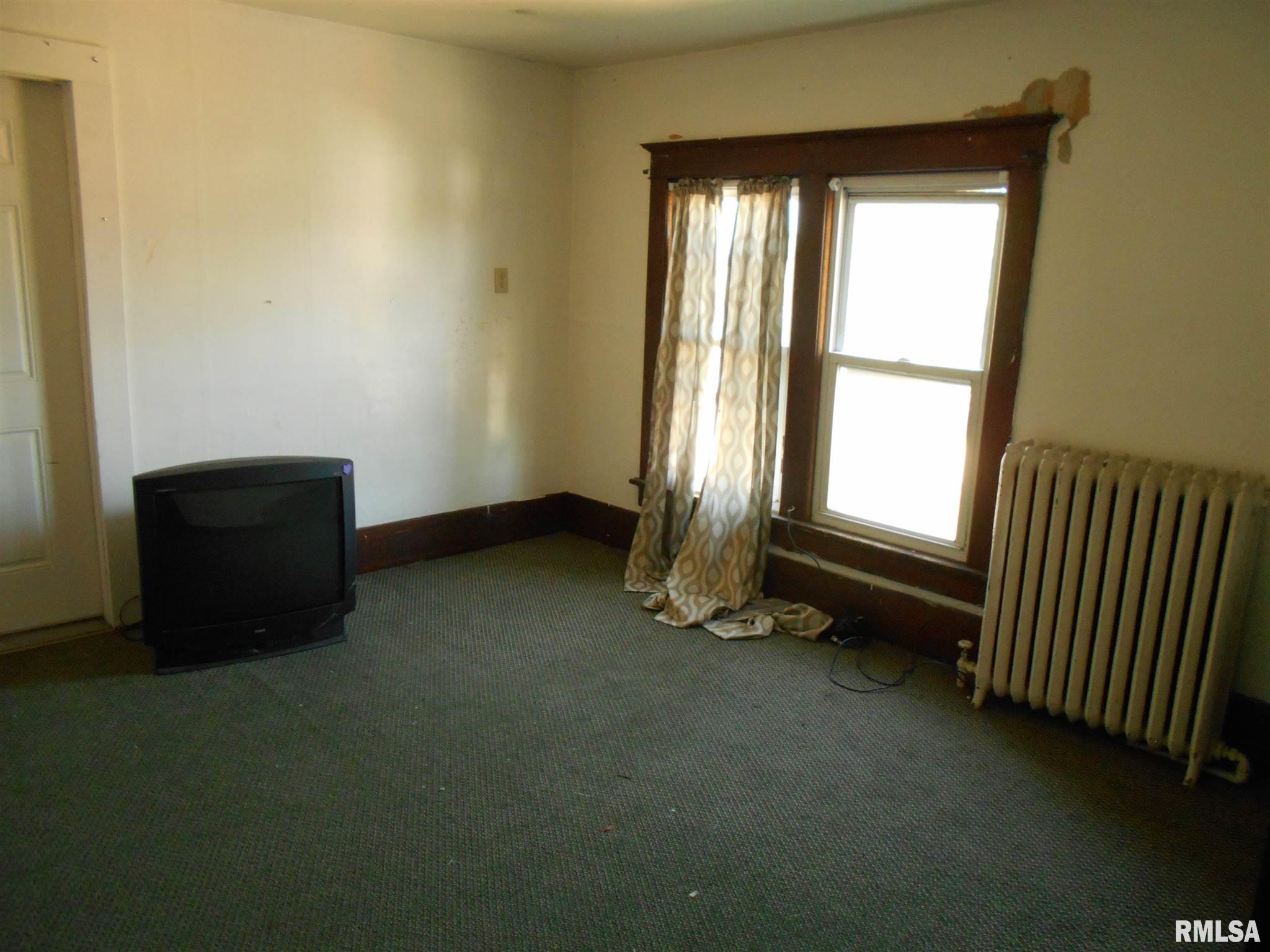 319 West Adams Road Macomb, IL 61455 - Photo 18 of 19 Gallery Image 18