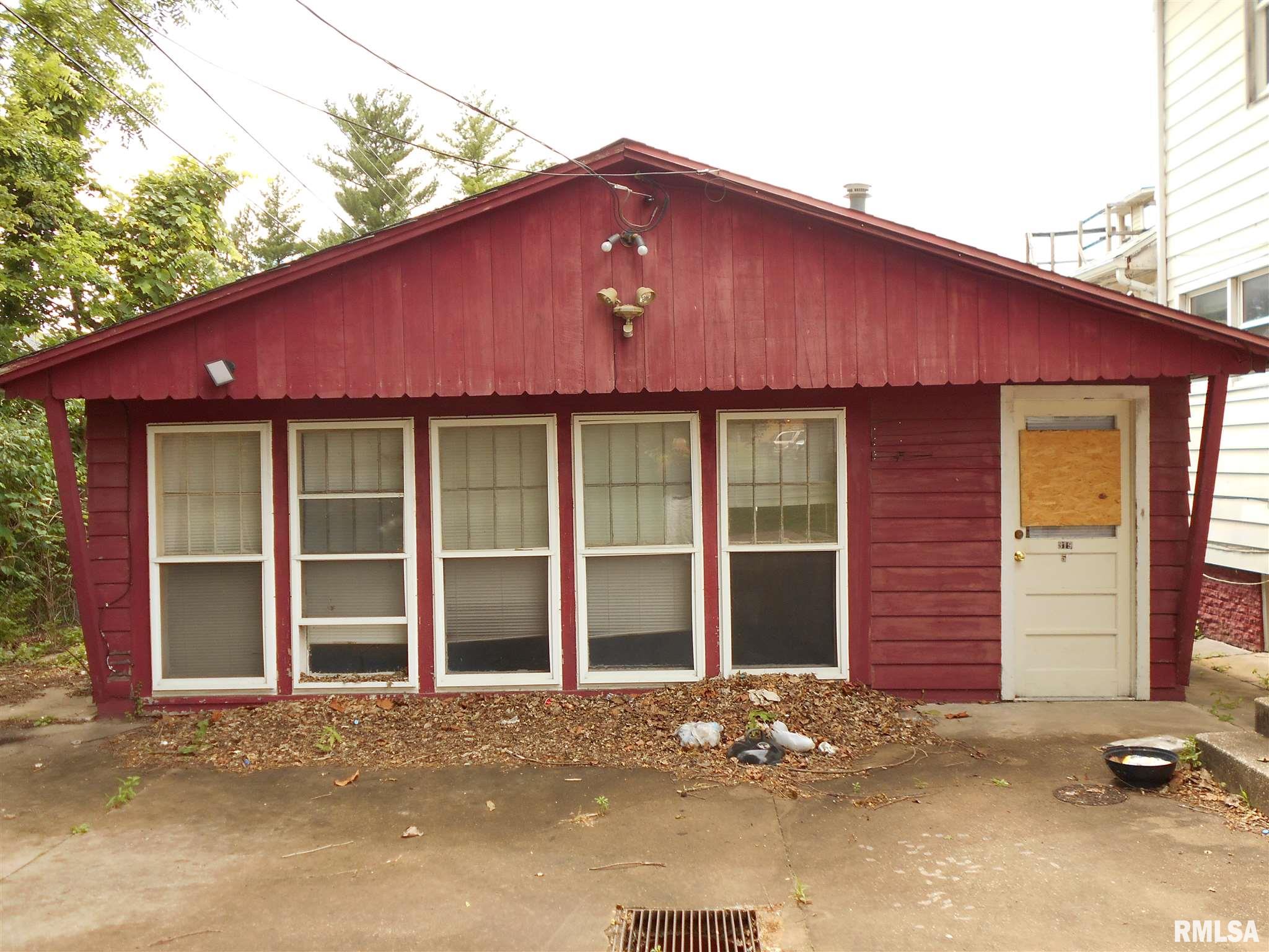 319 West Adams Road Macomb, IL 61455 - Photo 5 of 19 Gallery Image 5