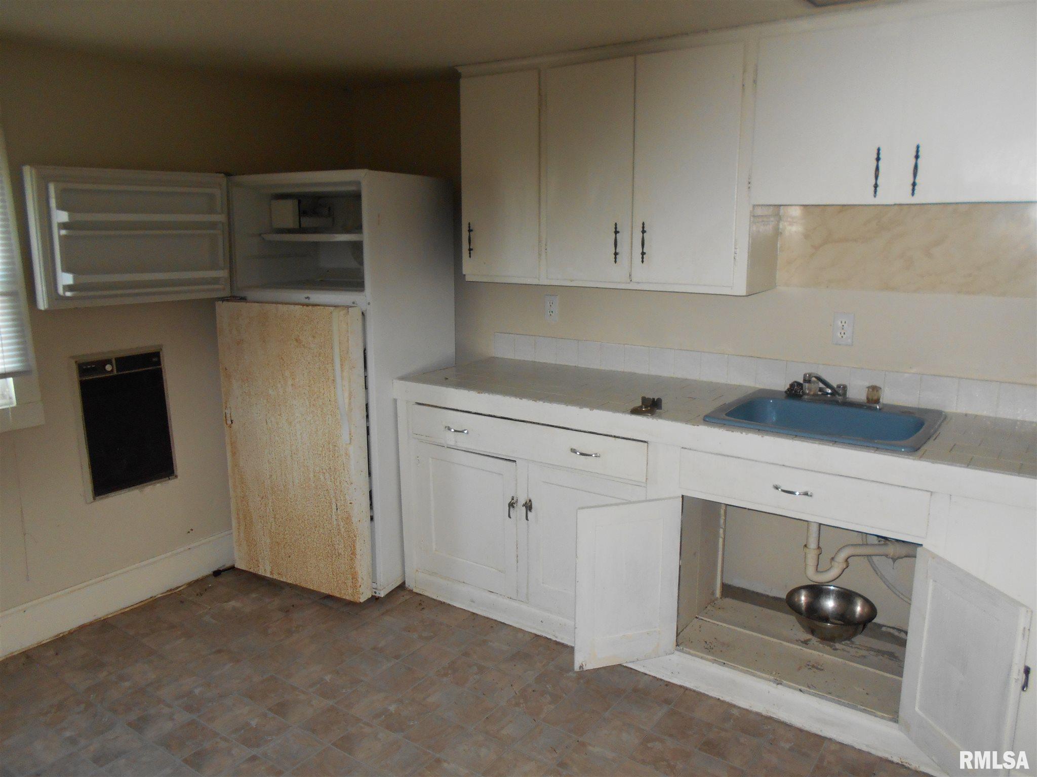 319 West Adams Road Macomb, IL 61455 - Photo 9 of 19 Gallery Image 9
