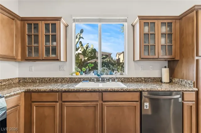 $472,900 | 988 Roaring River Avenue, Henderson, NV 89002