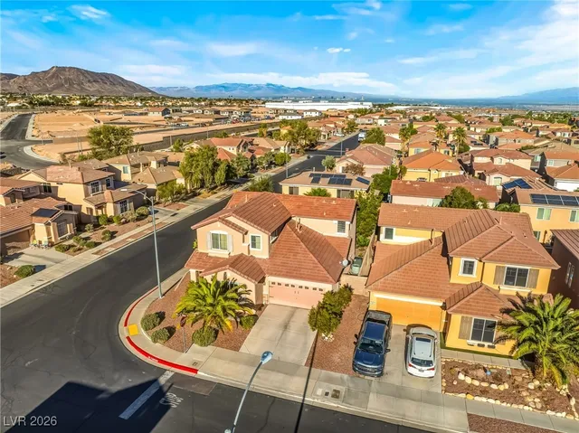 $472,900 | 988 Roaring River Avenue, Henderson, NV 89002